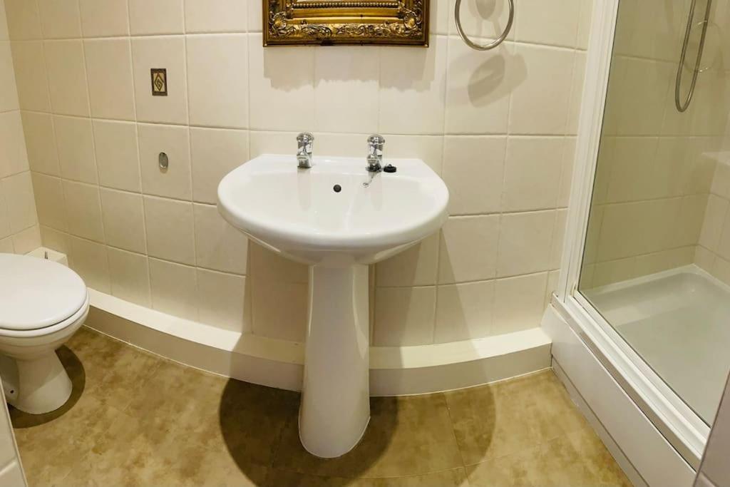 Workers Retreat - Sea View & Parking Villa Hartlepool Luaran gambar